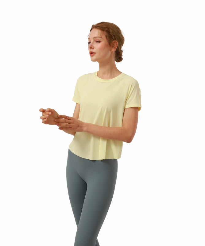 Women's Floripa Short-Sleeve Yoga Blouse – Lightweight & Comfortable with Back Overlap | REF: 1044
