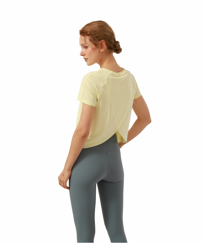 Women's Floripa Short-Sleeve Yoga Blouse – Lightweight & Comfortable with Back Overlap | REF: 1044