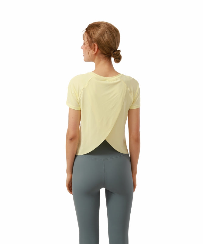 Women's Floripa Short-Sleeve Yoga Blouse – Lightweight & Comfortable with Back Overlap | REF: 1044